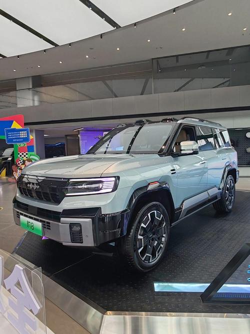 东莞195比亚迪方程豹硬派越野的爆款，英菲尼迪35周年与你共成长